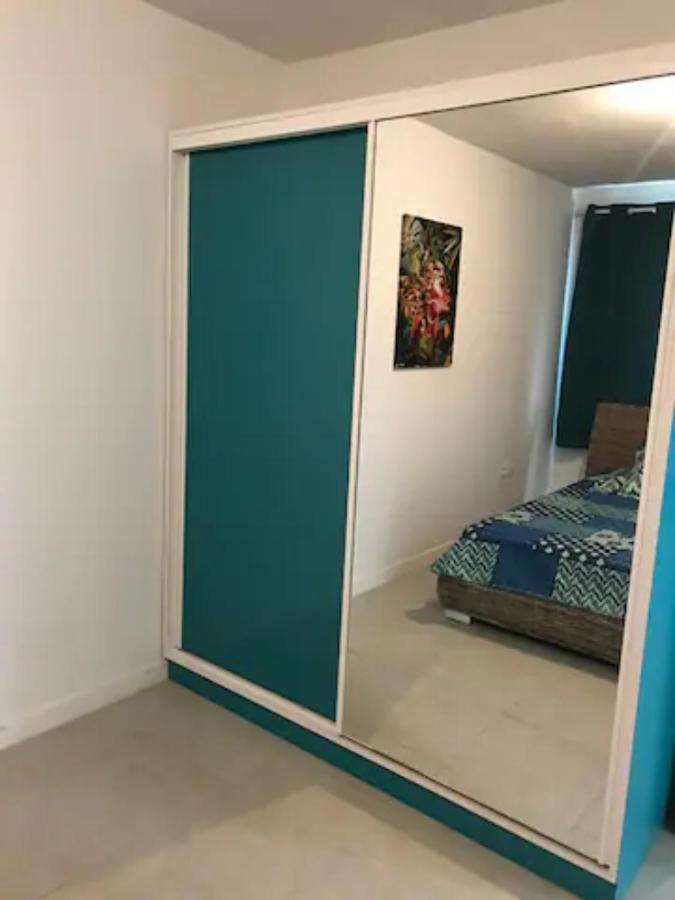 שולשה Meuble De Standing Au Coeur Des Commodites מראה חיצוני תמונה