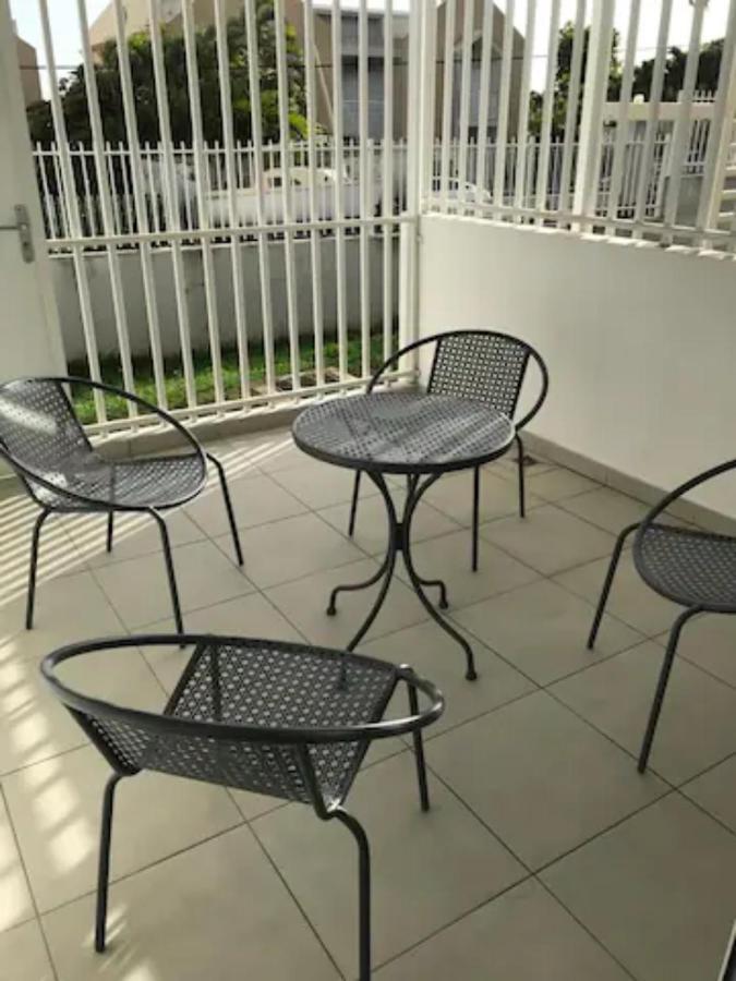 שולשה Meuble De Standing Au Coeur Des Commodites מראה חיצוני תמונה