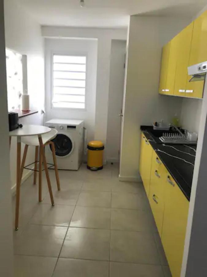 שולשה Meuble De Standing Au Coeur Des Commodites מראה חיצוני תמונה